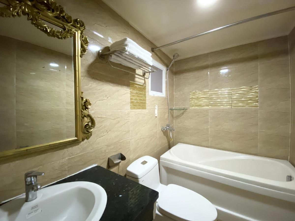 Crowne Bui Vien Hotel Ho Chi Minh-stad Buitenkant foto